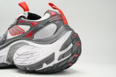 B Cargo White Gray Red 784342 W2MV2 9645