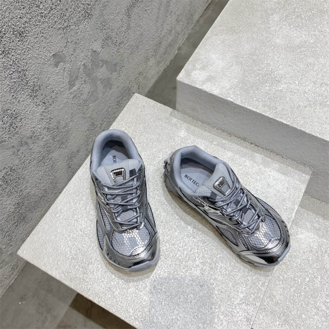 1:1 quality Bott3ga Runner Shoes
