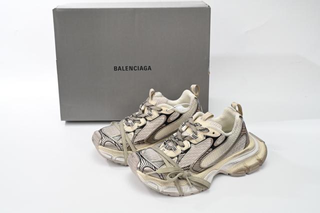B 3XL Sneaker in Black Gray White Gold 734734W3XL60185
