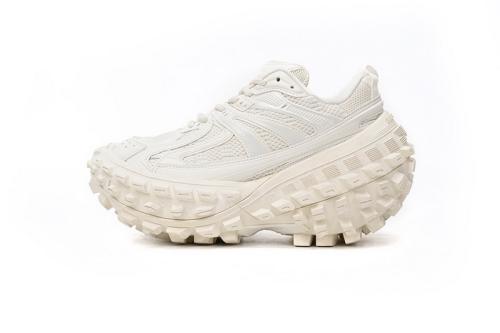 B Defender All White 685611W1RB31201