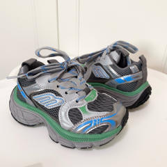 Large mesh breathable non-slip sneakers for Kids 5 colors