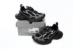 B 3XL Sneaker in Black - 734731W3XL11090