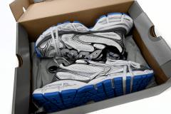 B 3XL Sneaker in Black And White Blue 734734W3RB70226