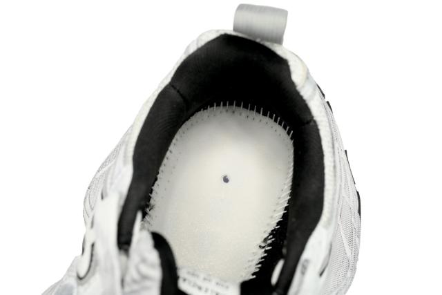 B Cargo White 784342 W2MV2 9110