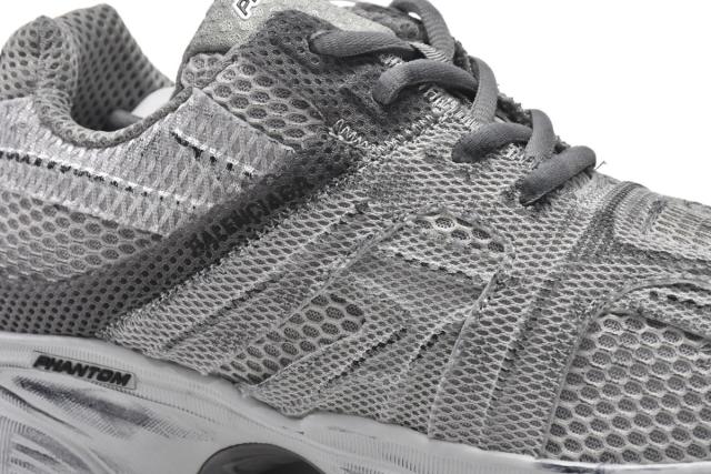 B Phantom Grey 679339W2E911715