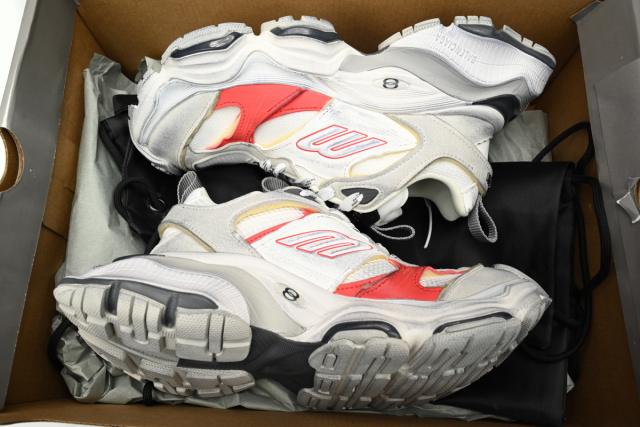 B Cargo White Red 784339W1MV30521
