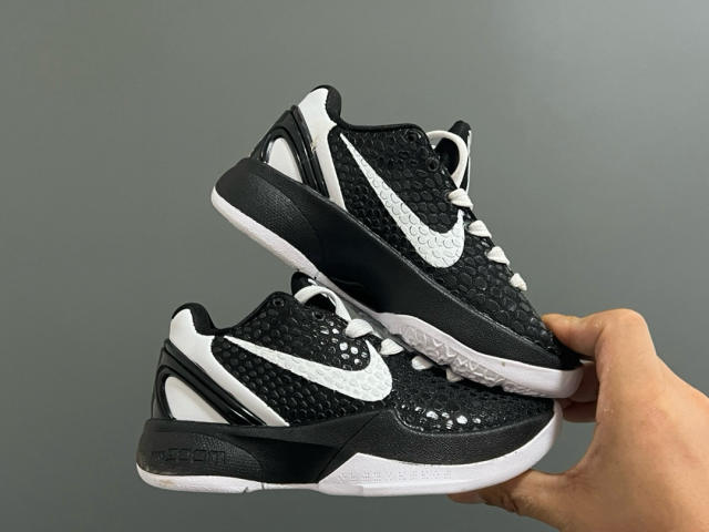 Kobe 6 Lace Up Basketball Shoes for kids 5 colors