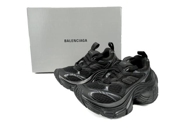 B Cargo Black 784342 W2MV2 101