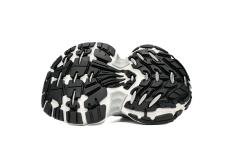 B Cargo White and Black 784342 W2MV2 9110