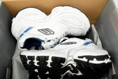B Cargo White, Black and Blue 784342 W2MV2 1219