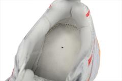 B Cargo White Orange 784342 W2MV2 9670