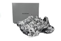 B 3XL Sneaker in White Graffiti 734731 W3XDC 0135