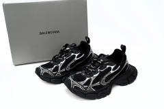 B 3XL Sneaker in Black - 734731W3XL11090