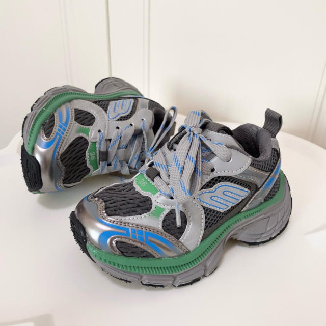 Large mesh breathable non-slip sneakers for Kids 5 colors