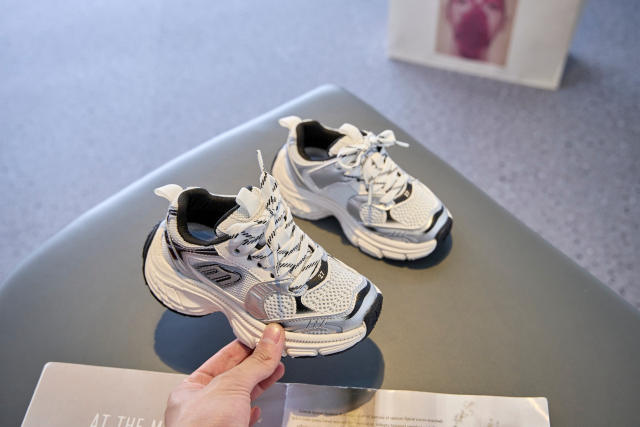 Retro Thick Sole Non-slip Tire Shoes sneakers for Kids 6 colors