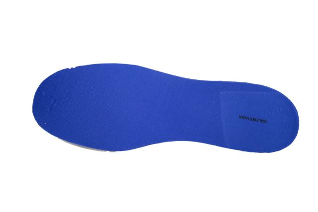 B Cargo White, Black and Blue 784342 W2MV2 1219