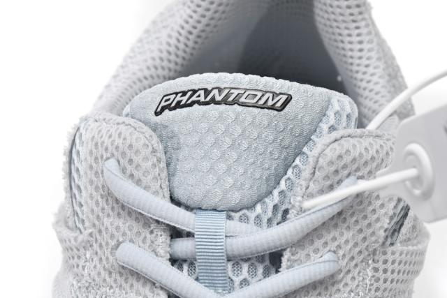 B Phantom Aqua 679339W2E924901