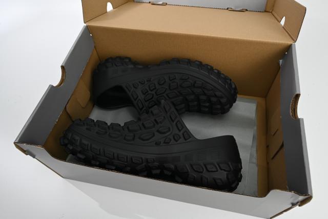 B Defender Rice Black 735250 W3CV2 1000