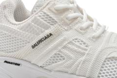 B Phantom Triple White 679339W2E929000