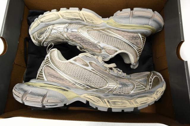 B 3XL Sneaker in Pagne 734731W3XL79191