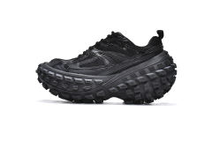 B Defender Black 685613W2RA61000