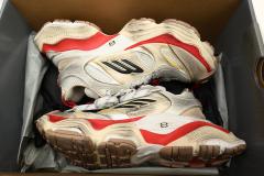 B Cargo White Red 784339W2MV12098