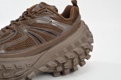 B Defender Black Brown 685611W3RBS2408
