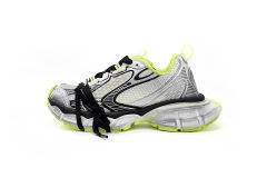 B 3XL Sneaker in Black And White Yellow 734734W3XL69031