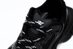 B 3XL Sneaker in All Black - 734733W2RC60203