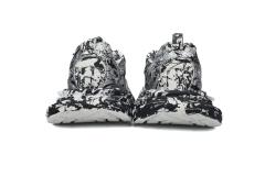 B 3XL Sneaker in White Graffiti 734731 W3XDC 0135