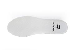 B Defender All White 685611W1RB31201
