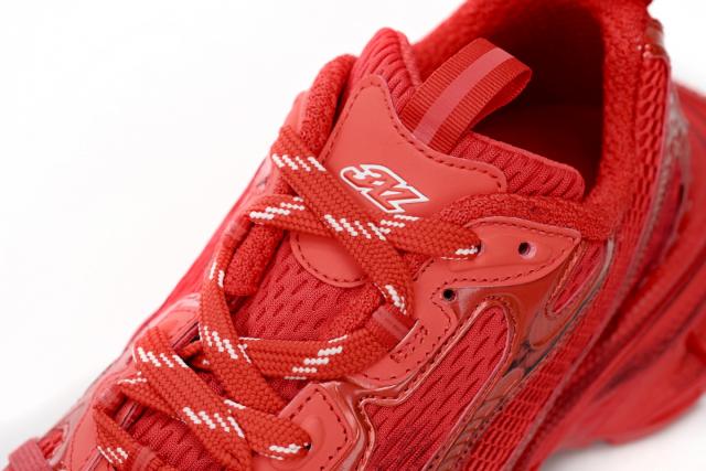B 3XL Sneaker in Red 734734W3XL16000