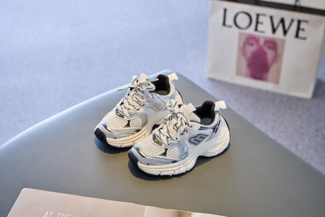 Retro Thick Sole Non-slip Tire Shoes sneakers for Kids 6 colors