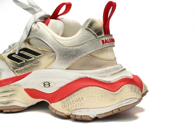 B Cargo White Red 784339W2MV12098