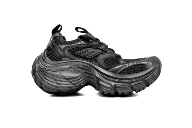B Cargo Black 784342 W2MV2 101
