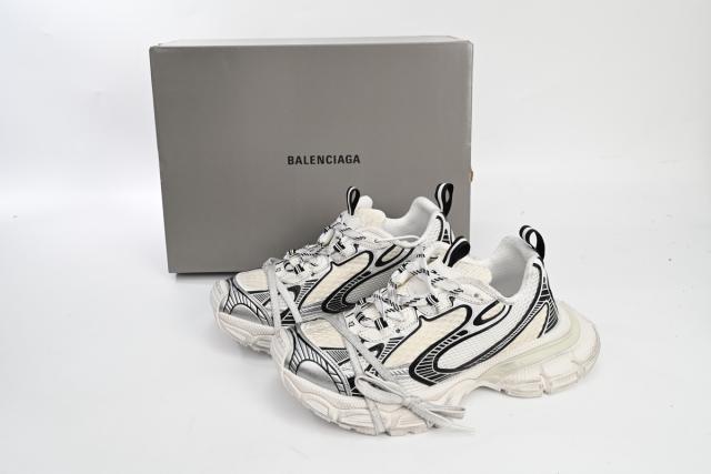 B 3XL Sneaker in Silver Rice White Black 542229W1RB50352