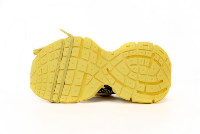 B 3XL Sneaker B lack Yellow 734733 W3XL2 7010