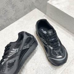 1:1 quality Bott3ga Runner Shoes