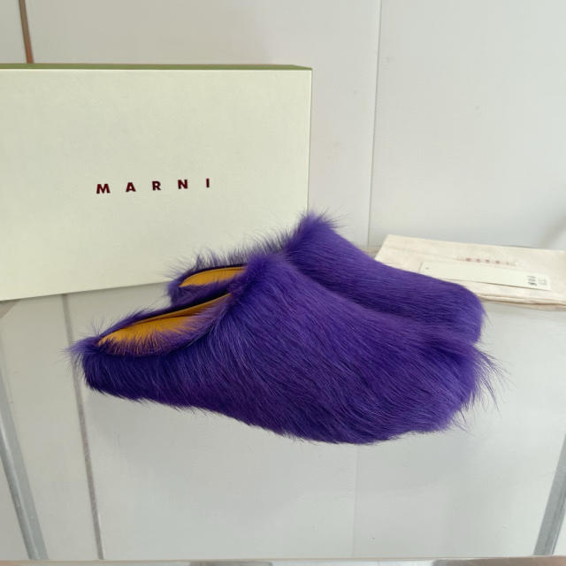 M@rni Sabot Slides