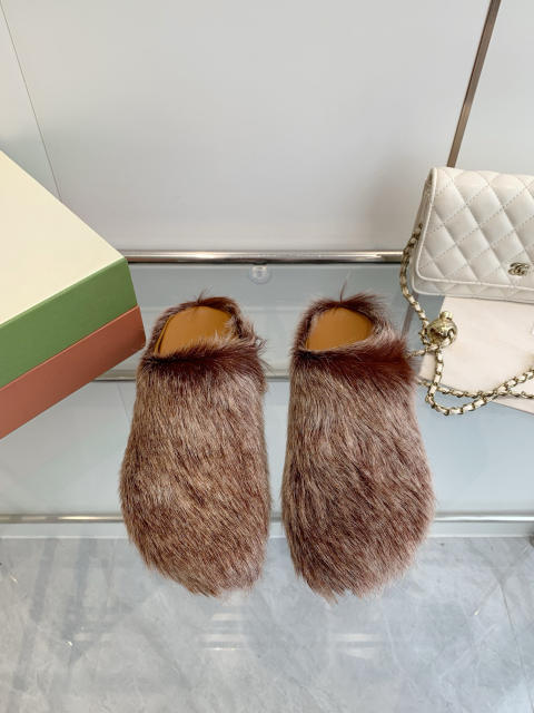 M@rni Sabot Slides
