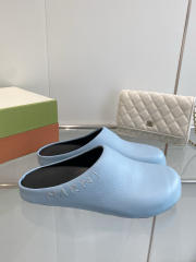 M@rni Sabot Slides