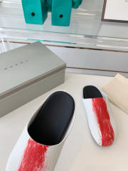M@rni Sabot Slides