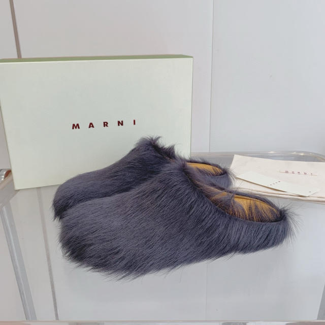 M@rni Sabot Slides