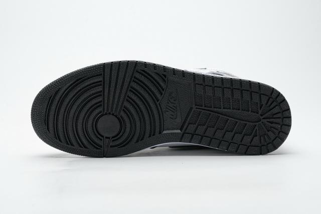 ［plus-size shoes]Air @j1 Retro High Silver Toe CD0461-001