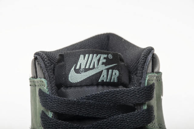 ［plus-size shoes]Air @j1 Retro High Clay Green 555088-135