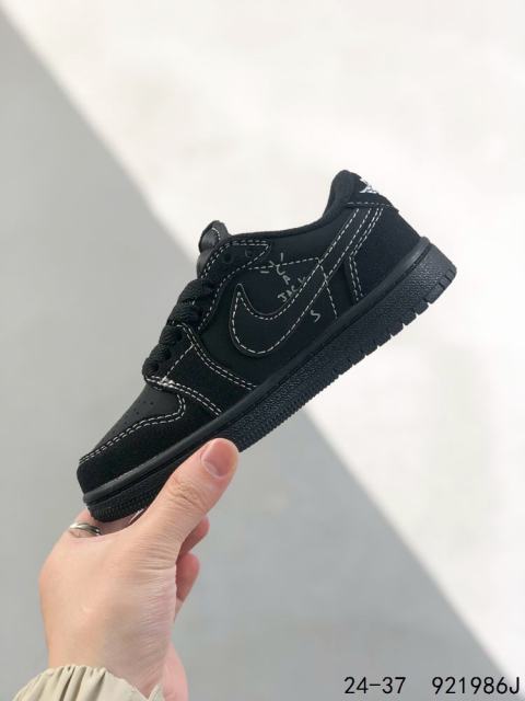 Solid Black Embroidered Basketball Board Shoes Kids Shoes