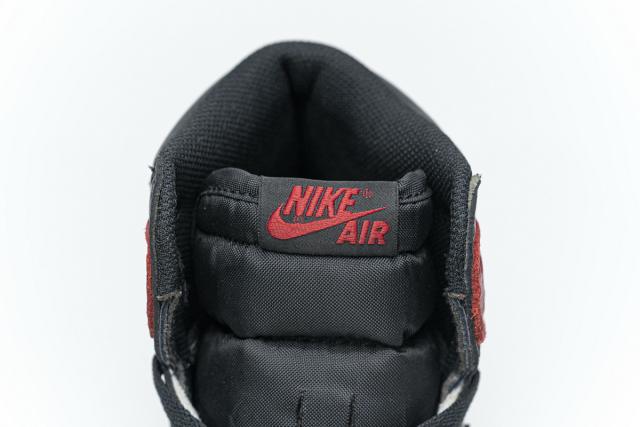［plus-size shoes]Air @j1 Retro High Bred Toe 555088-610