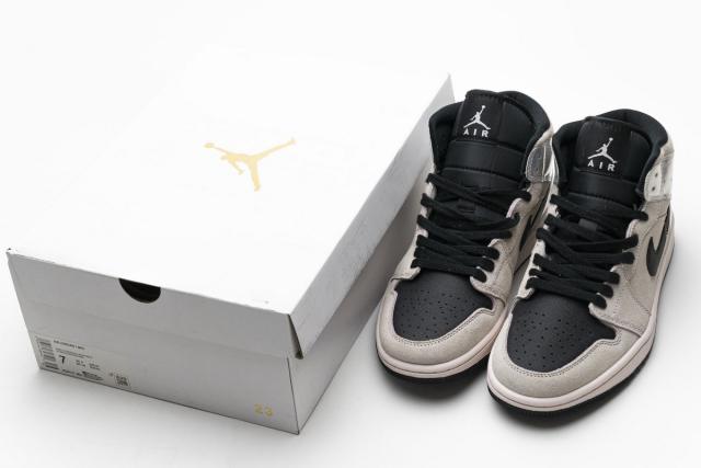 Air Jordαn 1's Mid Dirty Powder Iridescent (W) BQ6472-602