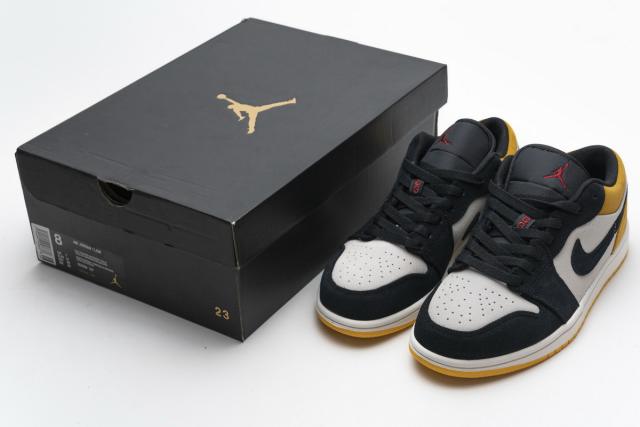 Air Jordαn 1's Low Sail University Gold Black 553558-127