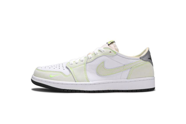 Air Jordαn 1's Low OG Ghost Green DM7837-103